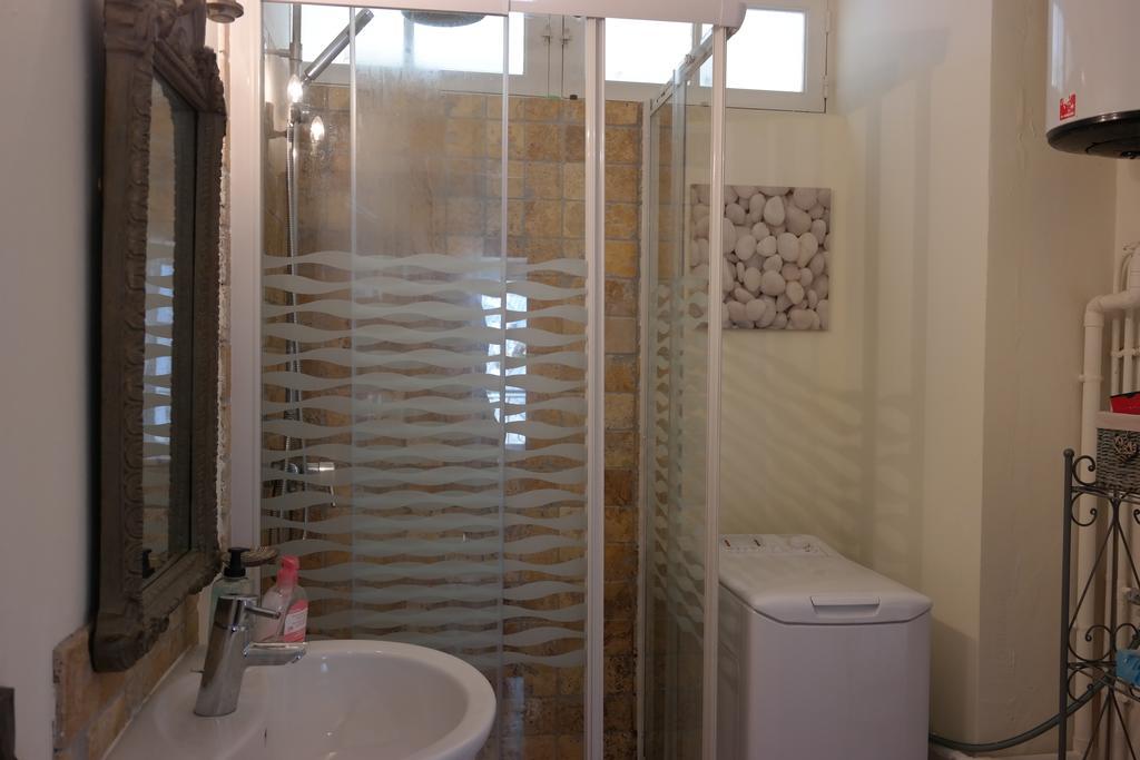 Penthouse Apartment Overlooking Place Carnot Carcassonne Dış mekan fotoğraf