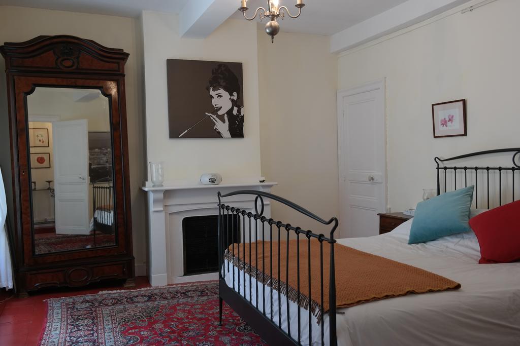 Penthouse Apartment Overlooking Place Carnot Carcassonne Dış mekan fotoğraf